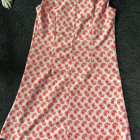 Red and white retro dress - Picture 2 of 3
